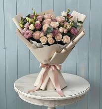 Букет цветов из:  Розы и Лизиантусы #REPLACE_PRED# Пиндушах