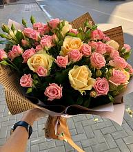 Букет цветов из:  Розы #REPLACE_PRED# Пиндушах