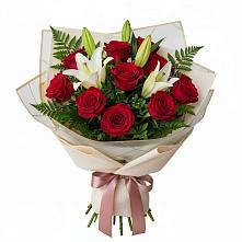 Букет цветов из:  Лилии и Розы в Пиндушах