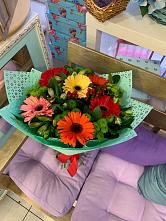 Букет цветов из:  Герберы, Хризантемы и Альстромерии #REPLACE_PRED# Пиндушах