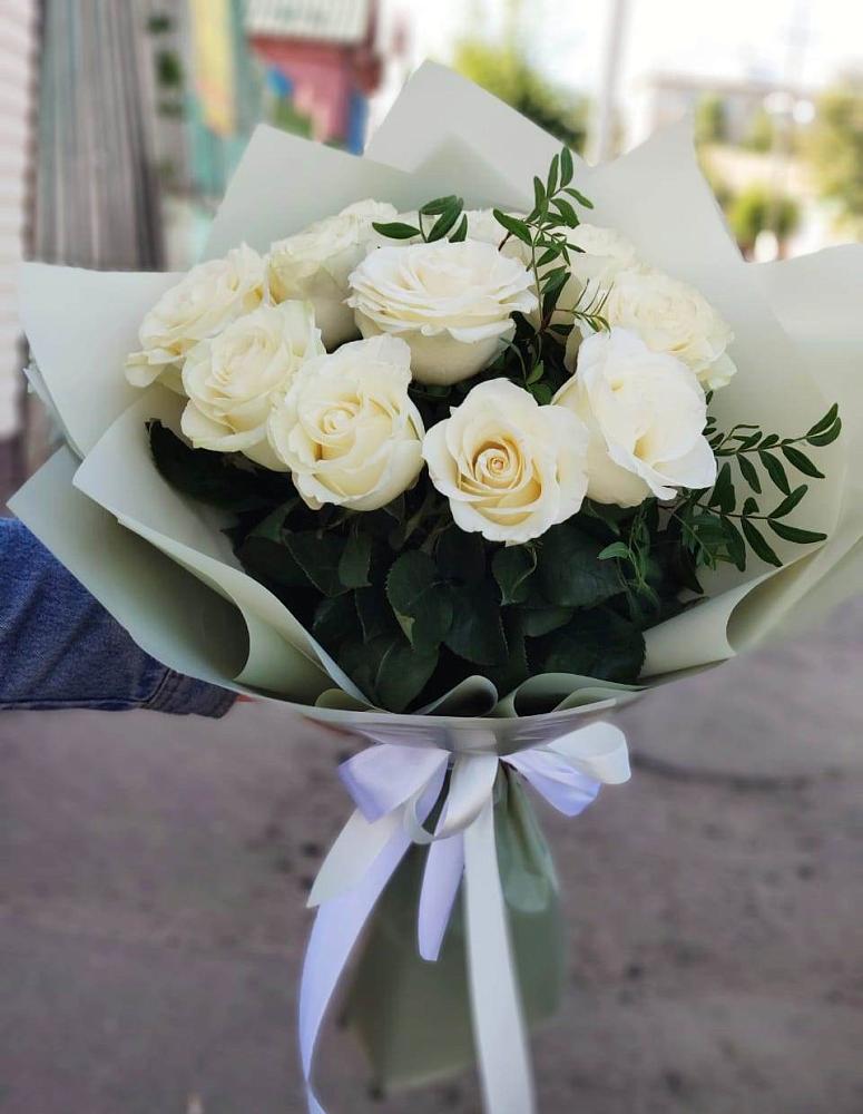 Букет Белые розы Проуд в Пиндушах