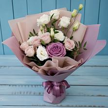 Букет цветов из:  Розы и Лизиантусы в Пиндушах