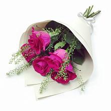 Букет цветов из:  Розы #REPLACE_PRED# Пиндушах