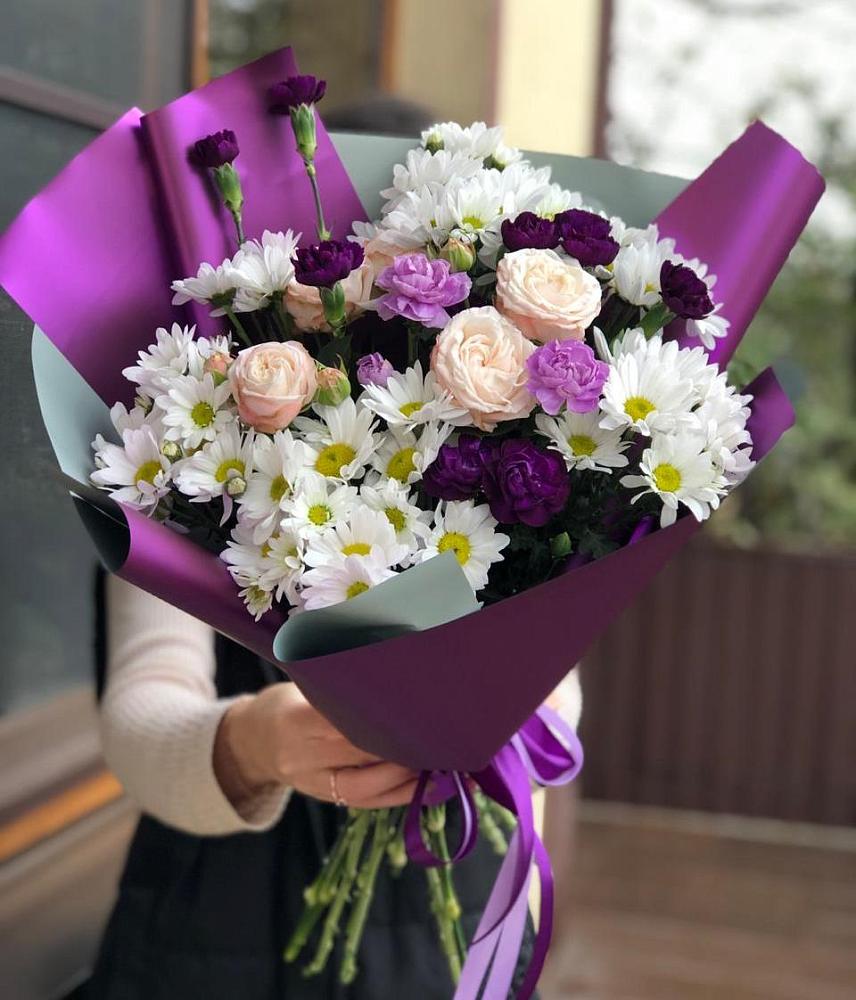 Букет цветов из: Хризантемы, Гвоздики и Розы в Пиндушах