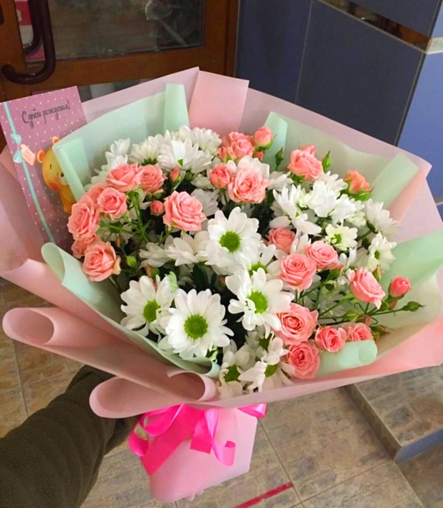 Букет цветов из: Розы и Хризантемы в Пиндушах