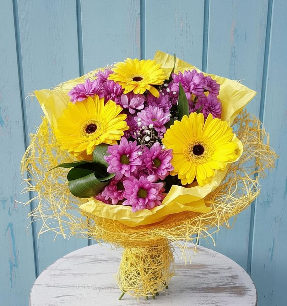 Букет цветов из: Хризантемы и Герберы в Пиндушах