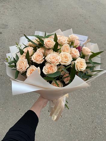 Букет Кремовые розы Латте в Пиндушах