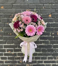 Букет цветов из:  Герберы и Хризантемы #REPLACE_PRED# Пиндушах