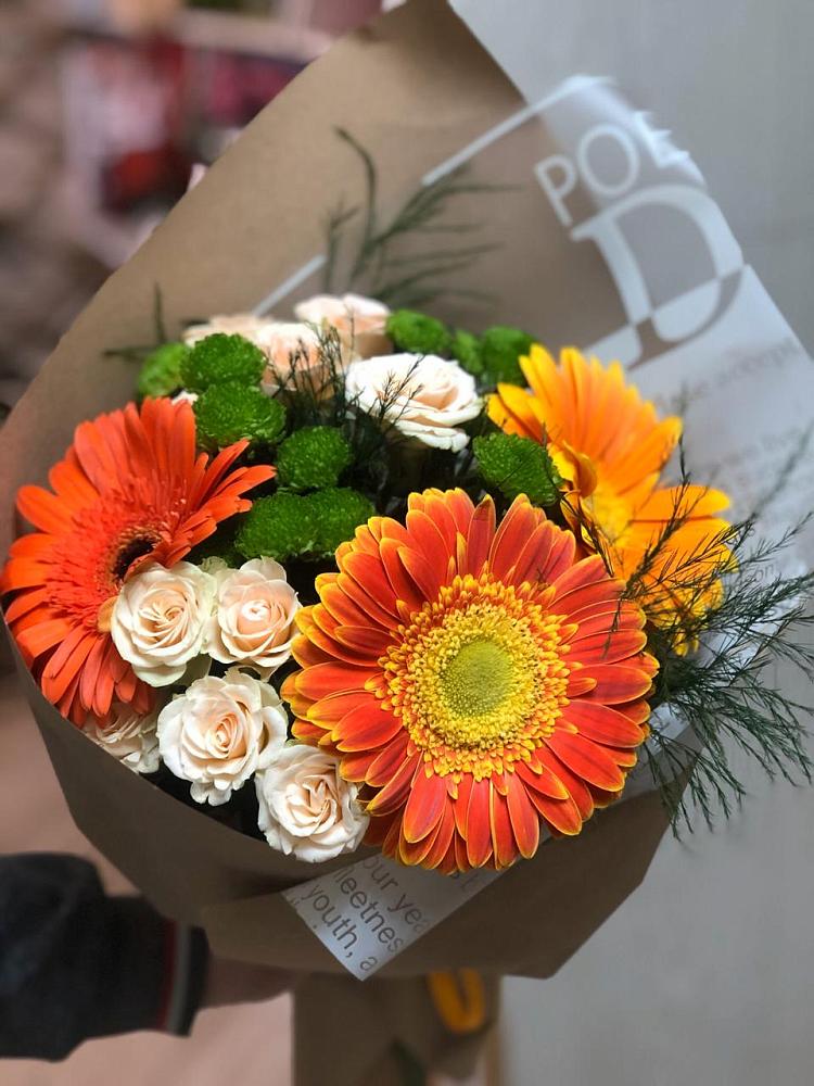 Букет цветов из: Герберы, Хризантемы и Розы в Пиндушах