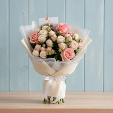 Букет цветов из:  Розы #REPLACE_PRED# Пиндушах
