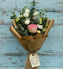 Букет цветов из:  Розы и Лизиантусы в Пиндушах