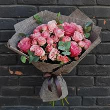 Букет цветов из:  Розы #REPLACE_PRED# Пиндушах
