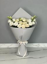 Букет цветов из:  Розы и Лизиантусы в Пиндушах